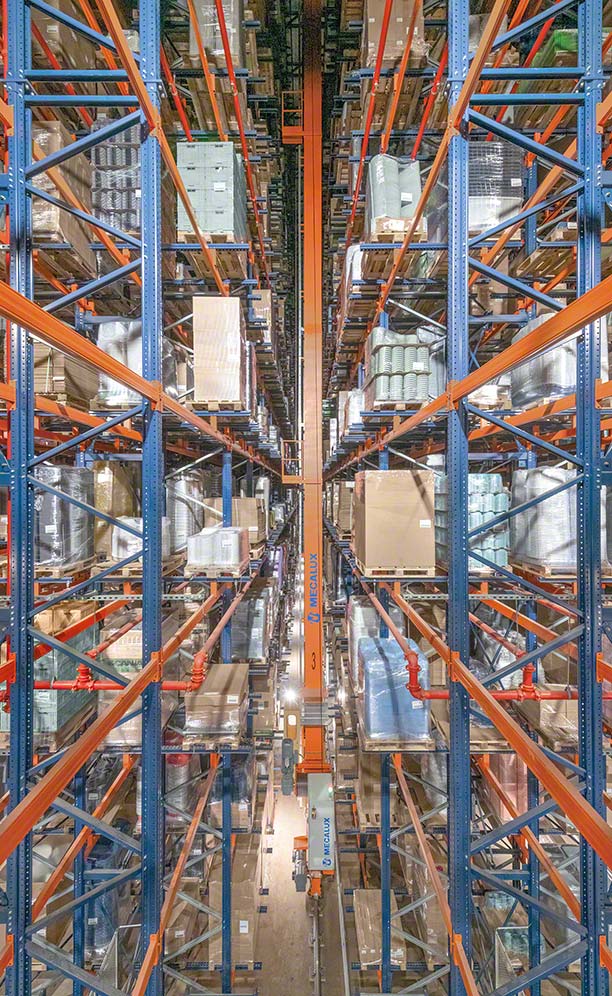 The automated warehouse has capacity for 12,560 pallets managed by Easy WMS