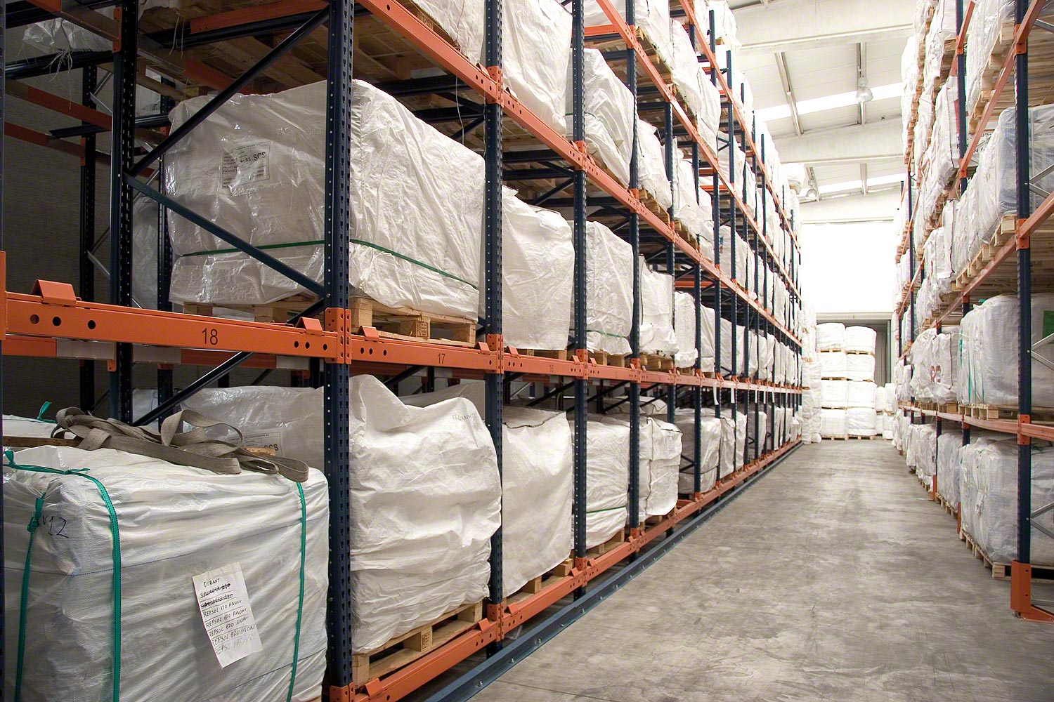 Push Back Racking Systems PushBack Racks Interlake Mecalux