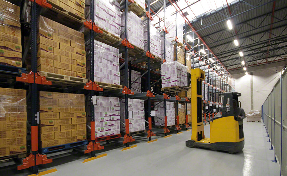 The Pallet Shuttle is a high-density storage system that lets Firat Food insert and extract a huge number of palletized consumer goods quickly