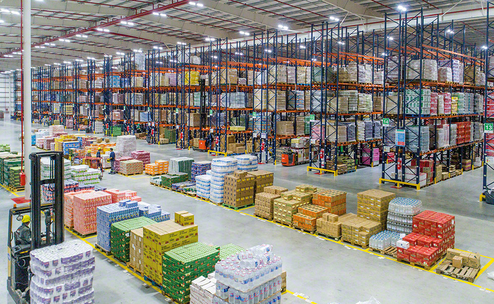 Multi-client CBN Group facility in Argentina features the selective pallet rack system