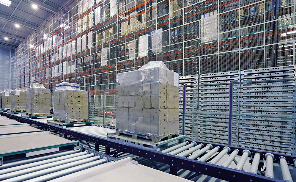 The Steris automated warehouse is allocated to the sterilization of products