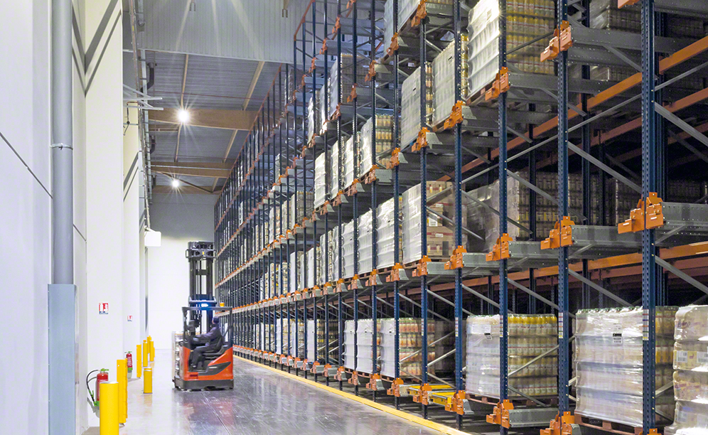The Pallet Shuttle means automated inputs and outputs of the goods