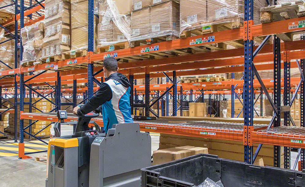 The facility was designed to adapt logistics operations to omnichannel